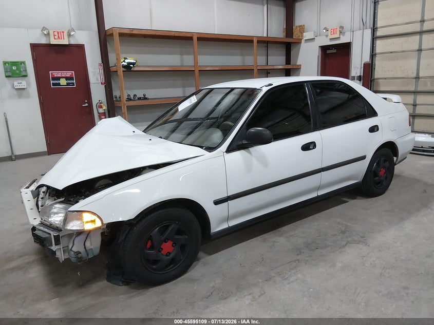 1993 Honda Civic Dx, Front End, IAAI, VIN JHMEG854XPS004842 — photo 2