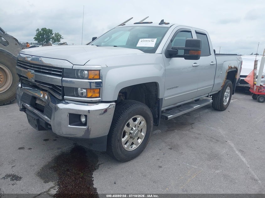 2015 CHEVROLET SILVERADO 2500HD BUILT AFTER AUG 14 auction photo 2
