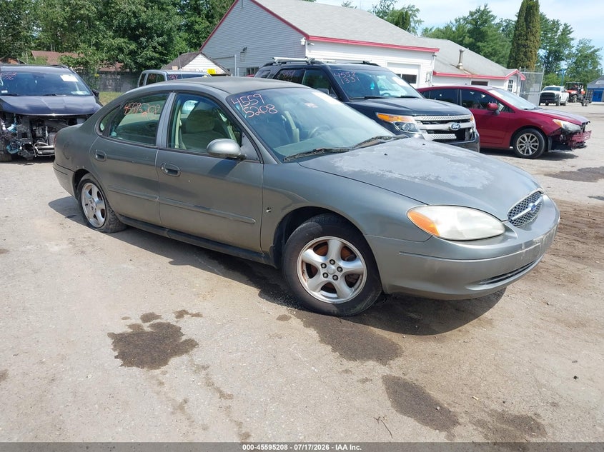 2002 Ford Taurus