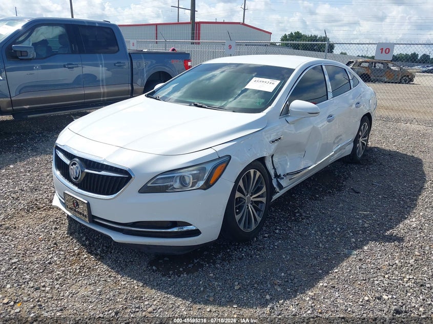 2017 Buick LaCrosse, Левый бок, IAAI, VIN 1G4ZP5SS4HU177441 — фото 2