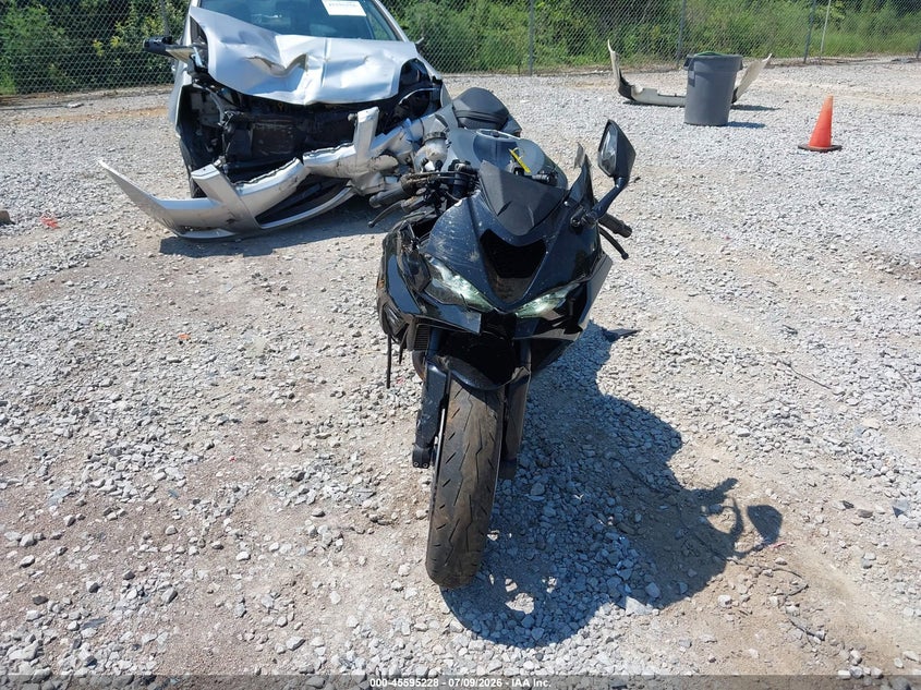 2025 KAWASAKI ZX636 auction photo 5