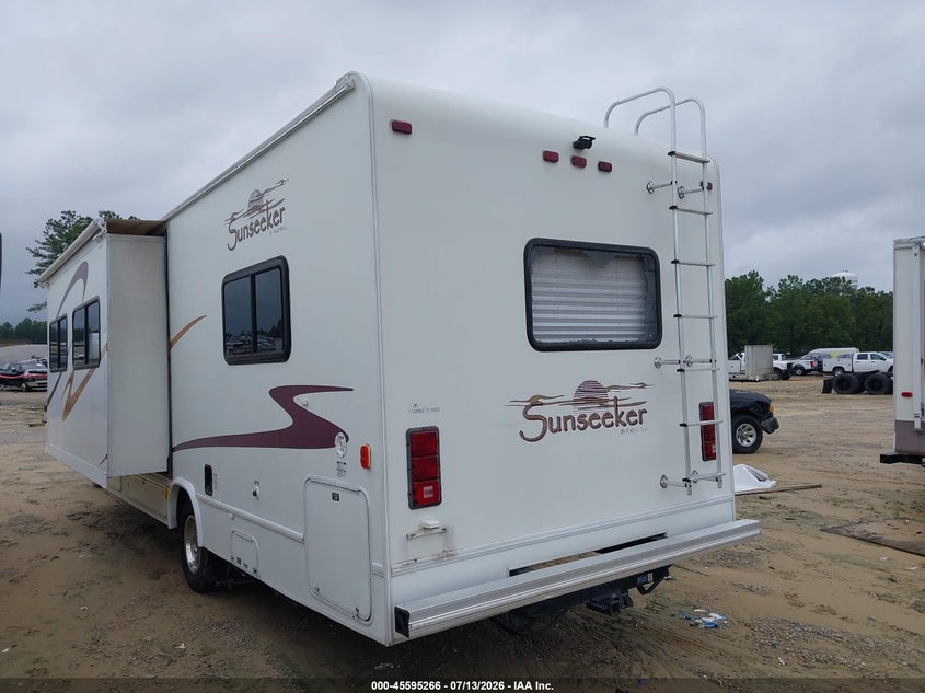 2006 Ford E-450 Cutaway VIN: 1FDXE45S96HB28275 Lot: 45595266