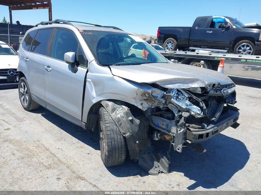 Vin: jf2sjajc3hh806756, lot: 46093663, subaru forester 2.5i limited 2017 img_1