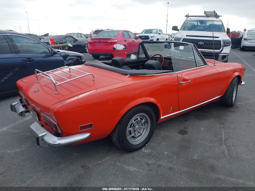 1974 FIAT 124 auction photo 4