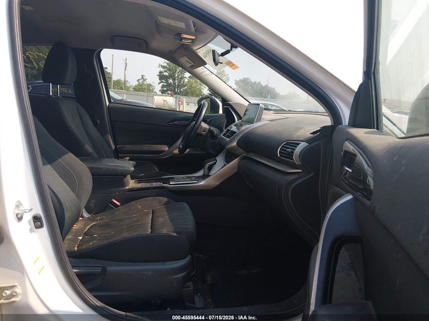 2018 MITSUBISHI ECLIPSE CROSS auction photo 5