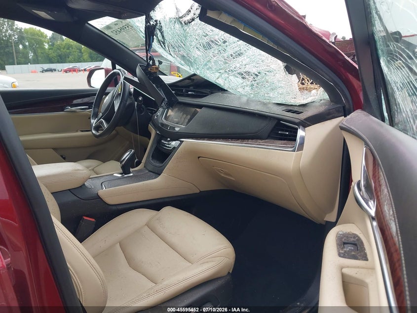 CADILLAC XT5 - zdjęcie 5