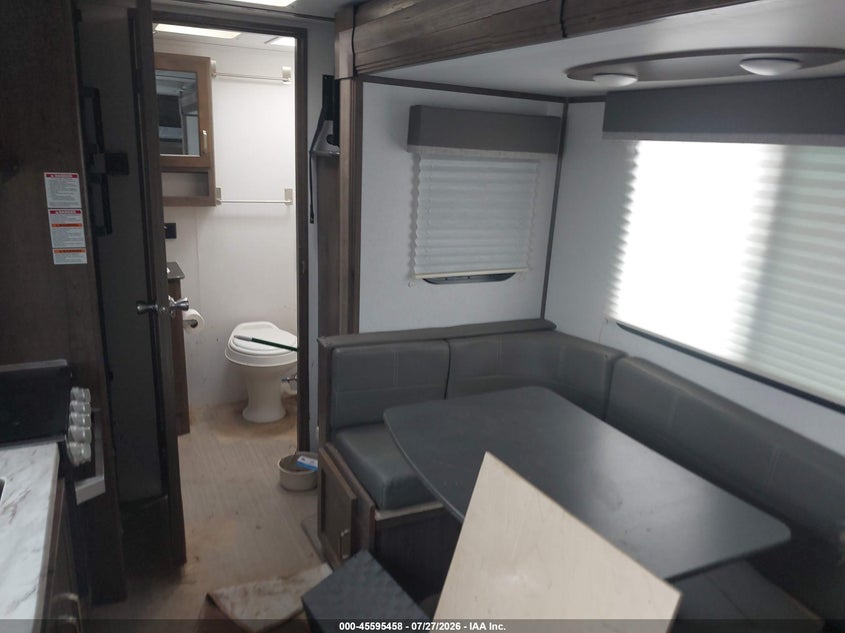 2021 KEYSTONE RV PASSPORT auction photo 5