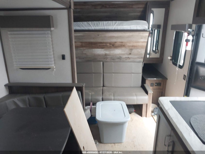 2021 KEYSTONE RV PASSPORT auction photo 8
