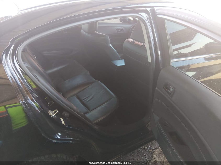 2013 Acura Ilx 2.4L VIN: 19VDE2E57DE000070 Lot: 45595566