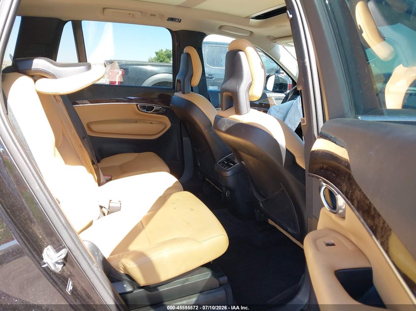 2016 Volvo Xc90 T6 Momentum VIN: YV4A22PKXG1085707 Lot: 45595572