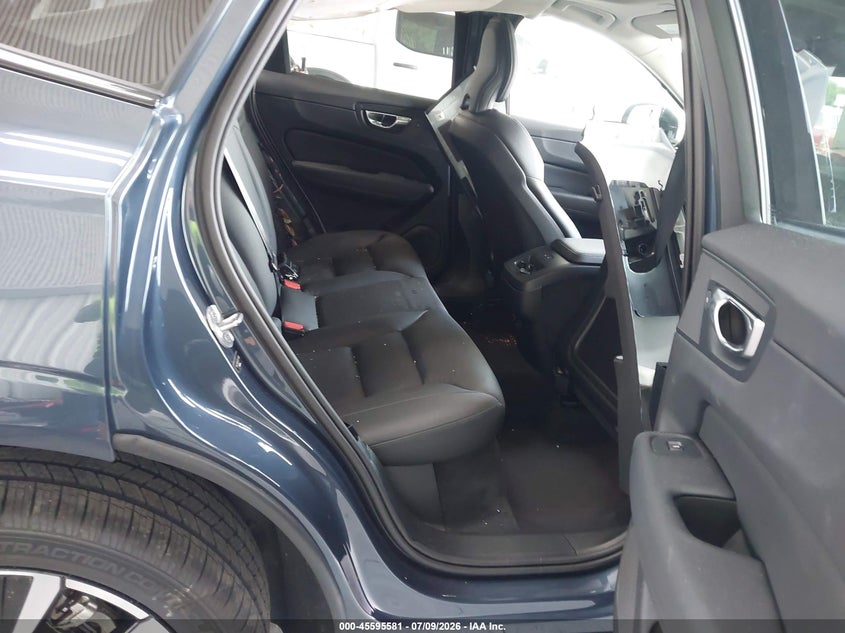 2024 Volvo Xc60 B5 Plus Dark Theme VIN: YV4L12RL4R1777806 Lot: 45595581