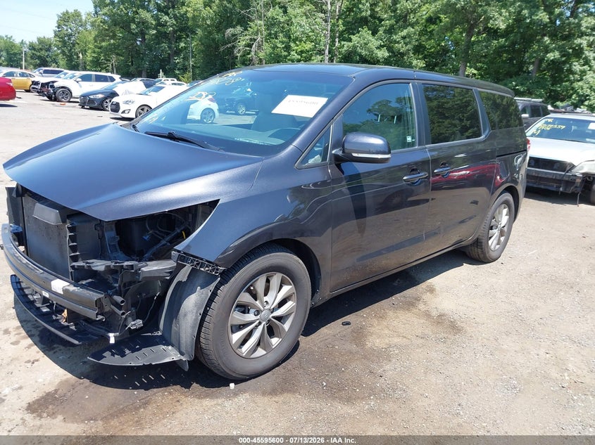 2021 KIA SEDONA auction photo 2