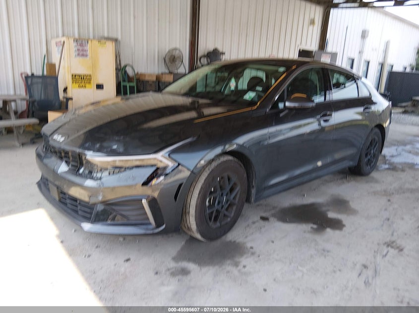 2026 Kia K5, Left Front, IAAI, VIN KNAG24J79T5444865 — photo 2