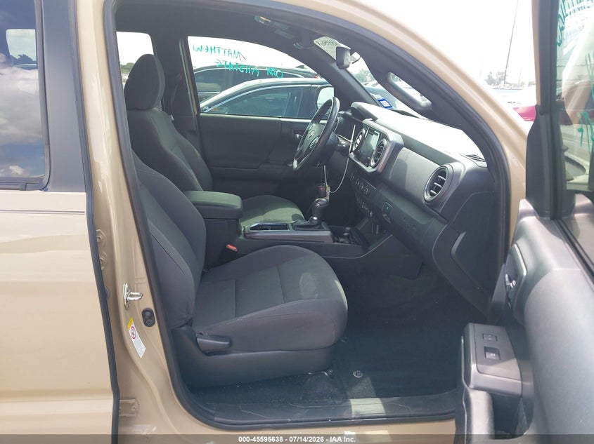 2019 TOYOTA TACOMA auction photo 5