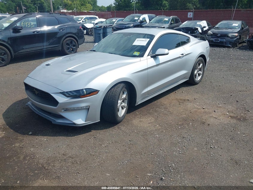 2019 FORD MUSTANG auction photo 2
