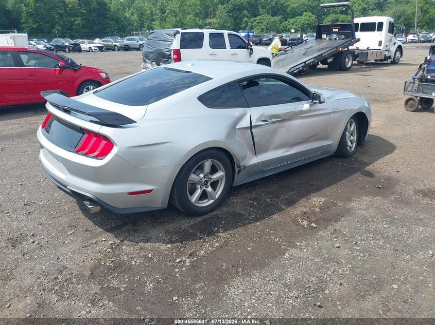 2019 FORD MUSTANG auction photo 4