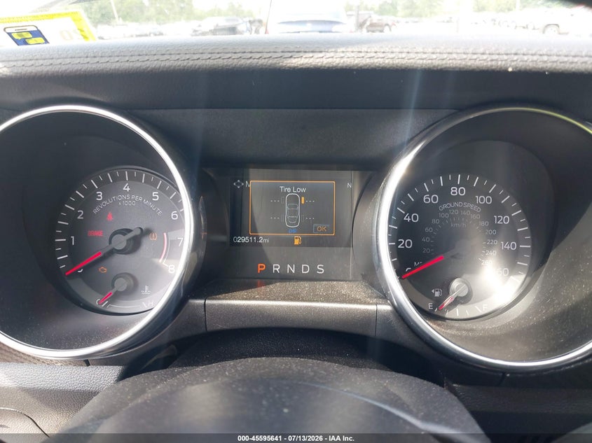 2019 FORD MUSTANG auction photo 7