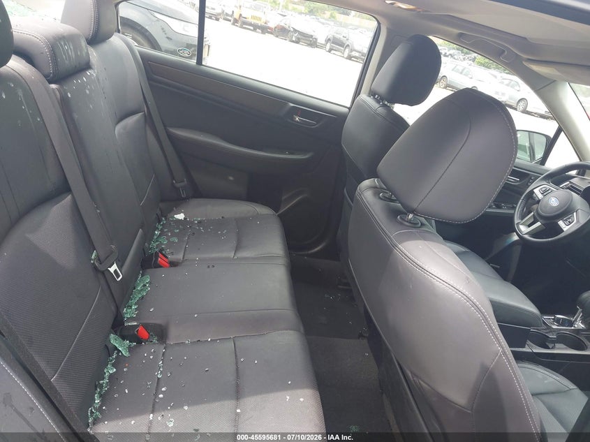 2017 SUBARU LEGACY auction photo 8