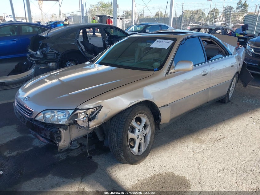 JT8BF28G010310346 2001 Lexus Es 300 photo 1