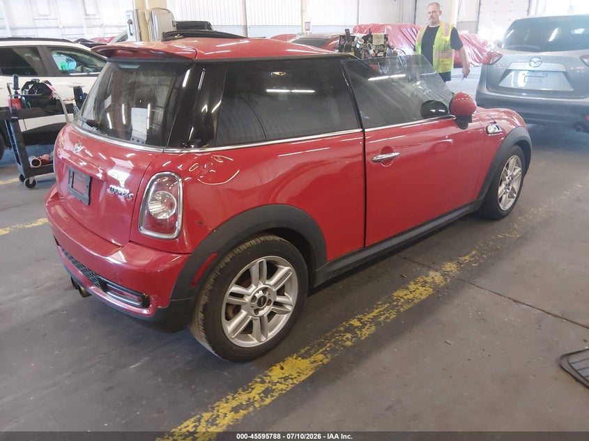 2013 Mini Hardtop Cooper S VIN: WMWSV3C5XDT476499 Lot: 45595788