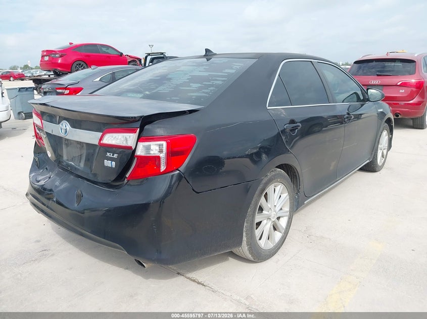 2013 TOYOTA CAMRY HYBRID auction photo 4