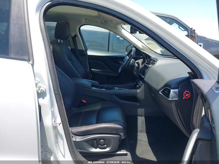 JAGUAR F-PACE 2017 VIN SADCK2BV1HA496478