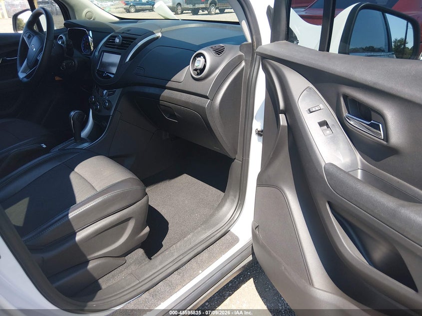 CHEVROLET TRAX 2016 VIN 3GNCJLSB2GL233764