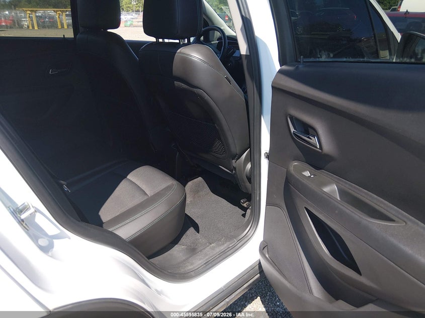 2016 CHEVROLET TRAX auction photo 8