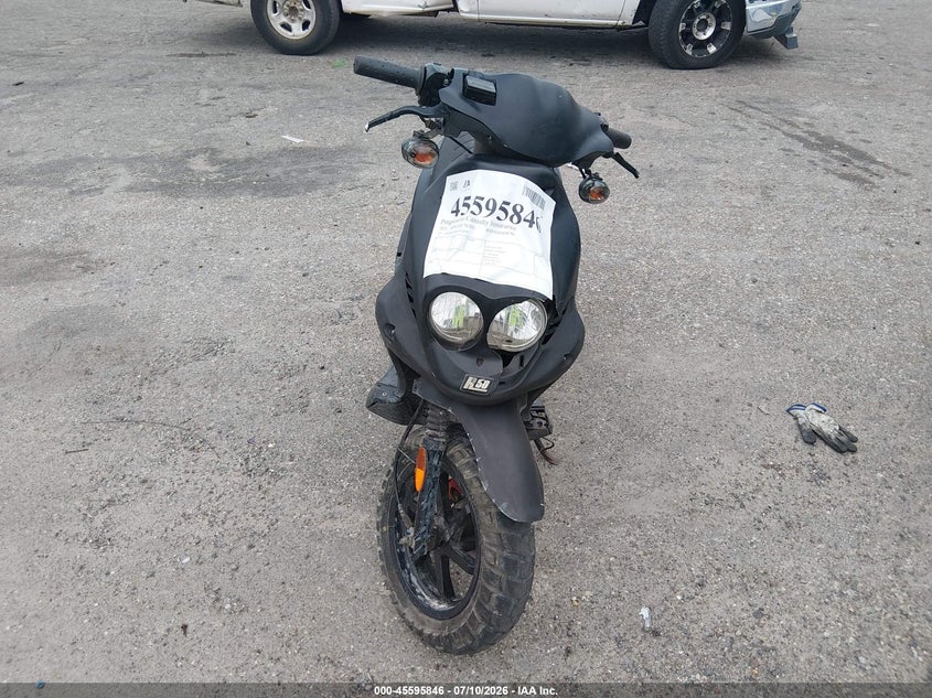 2022 GENUINE SCOOTER CO. ROUGHHOUSE auction photo 5