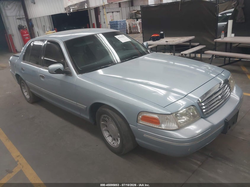 2002 FORD CROWN VICTORIA LX