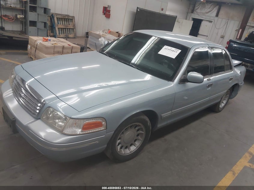 2002 FORD CROWN VICTORIA auction photo 2
