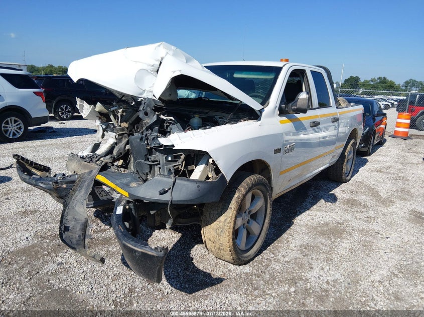 Vin: 1c6rr7kg8hs711243, lot: 46094257, ram 1500 express  4x4 5'7 box 20172