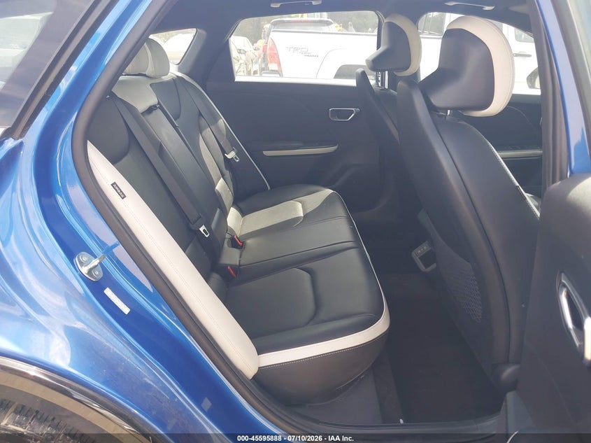 2025 Kia K4 Gt-Line VIN: 3KPFW4DE7SE046022 Lot: 45595888