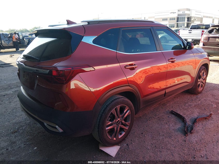 2022 KIA SELTOS auction photo 4