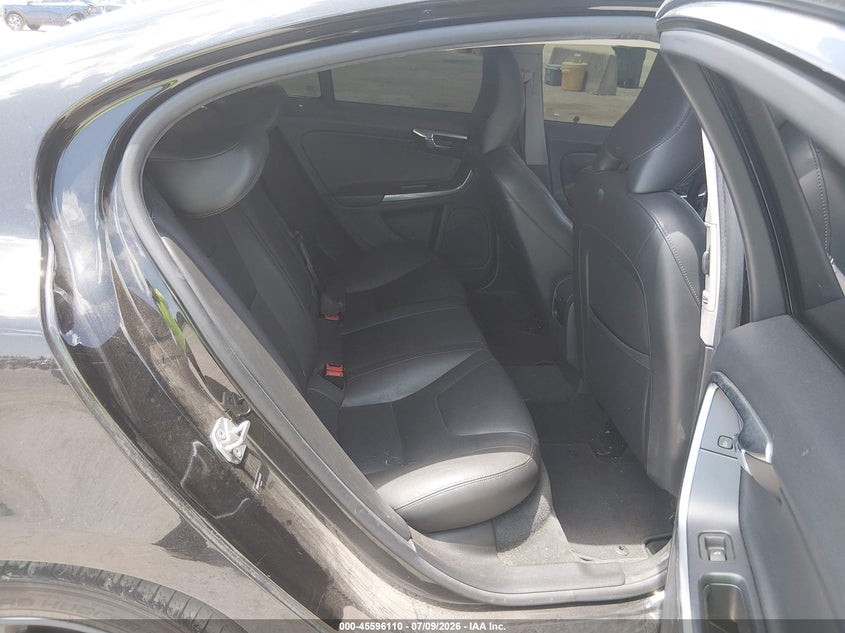 2016 Volvo S60 T5 Drive-E Premier VIN: YV126MFK1G2408281 Lot: 45596110