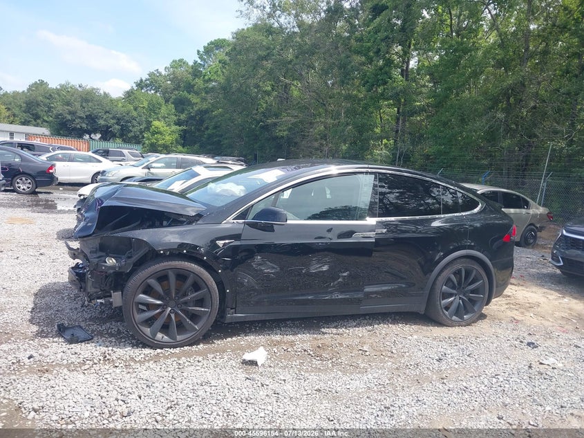 2020 Tesla Model X Long Range Dual Motor All-Wheel Drive/Long Range Plus Dual Motor All-Wheel Drive VIN: 5YJXCDE21LF283683 Lot: 45596154