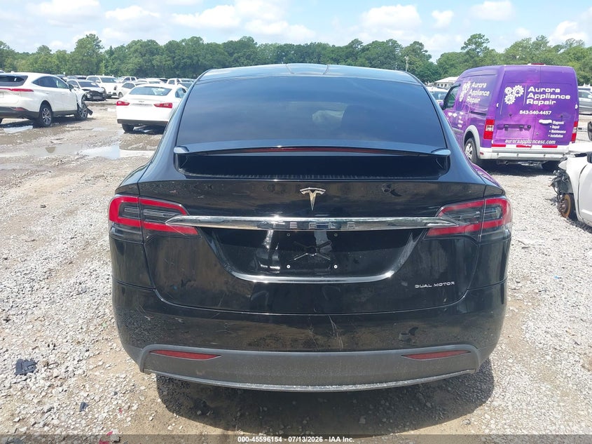 2020 Tesla Model X Long Range Dual Motor All-Wheel Drive/Long Range Plus Dual Motor All-Wheel Drive VIN: 5YJXCDE21LF283683 Lot: 45596154