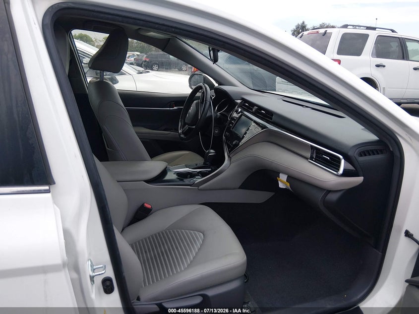 2018 TOYOTA CAMRY auction photo 5