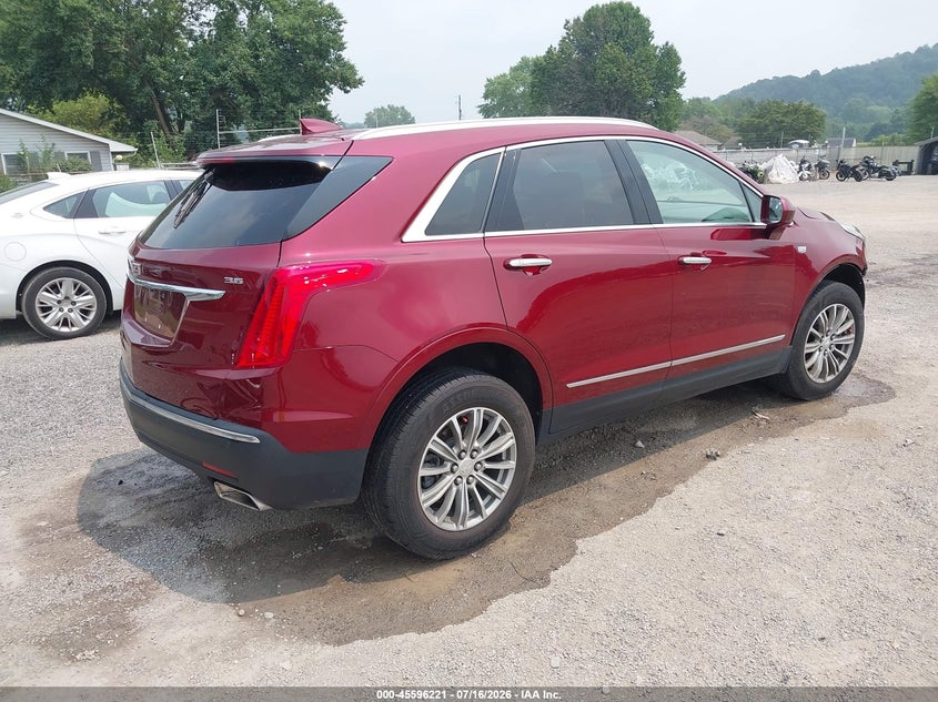 2017 CADILLAC XT5 auction photo 4