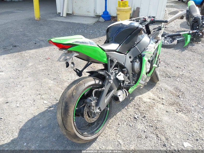 2016 KAWASAKI ZX1000 auction photo 4