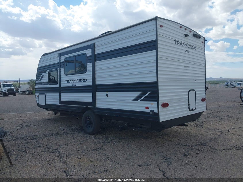 2025 GRAND DESIGN TRANSCEND auction photo 3