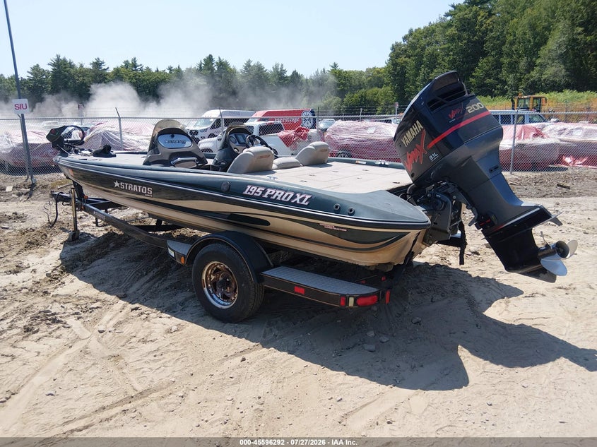 2004 STRATOS 195 PRO XL auction photo 3