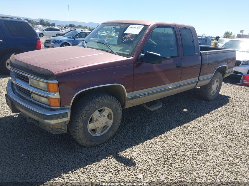 1998 CHEVROLET C/K PICKUP 5.7L V-8 255HP