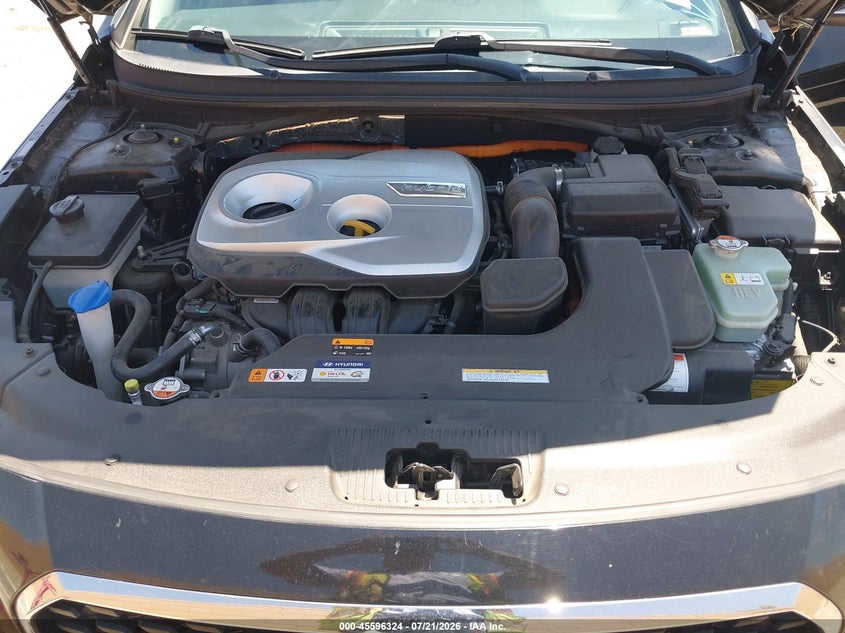 2016 Hyundai Sonata Hybrid Se VIN: KMHE24L10GA040283 Lot: 45596324