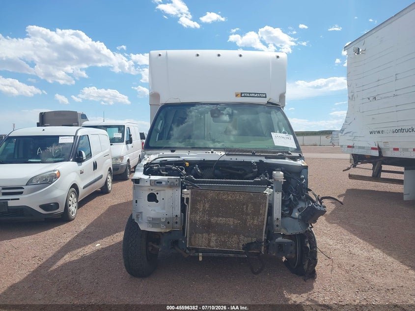 2022 Ford E-350 Cutaway VIN: 1FDWE3FN0NDC19827 Lot: 45596382