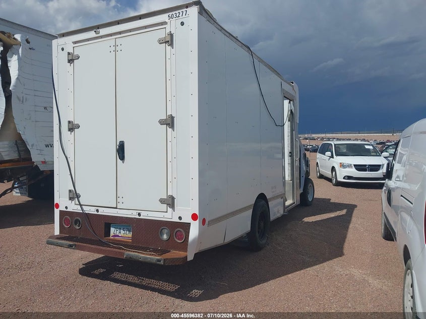 2022 Ford E-350 Cutaway VIN: 1FDWE3FN0NDC19827 Lot: 45596382