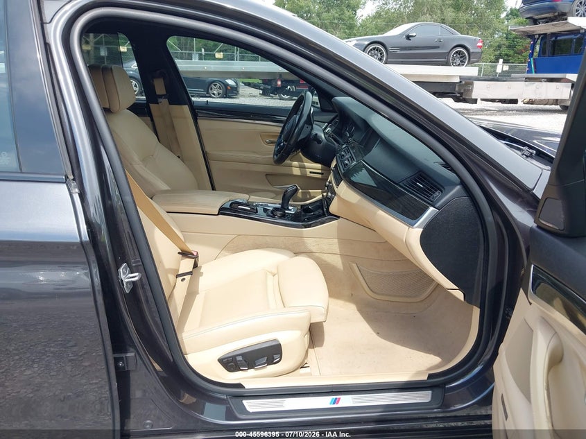 2014 BMW 550I auction photo 5