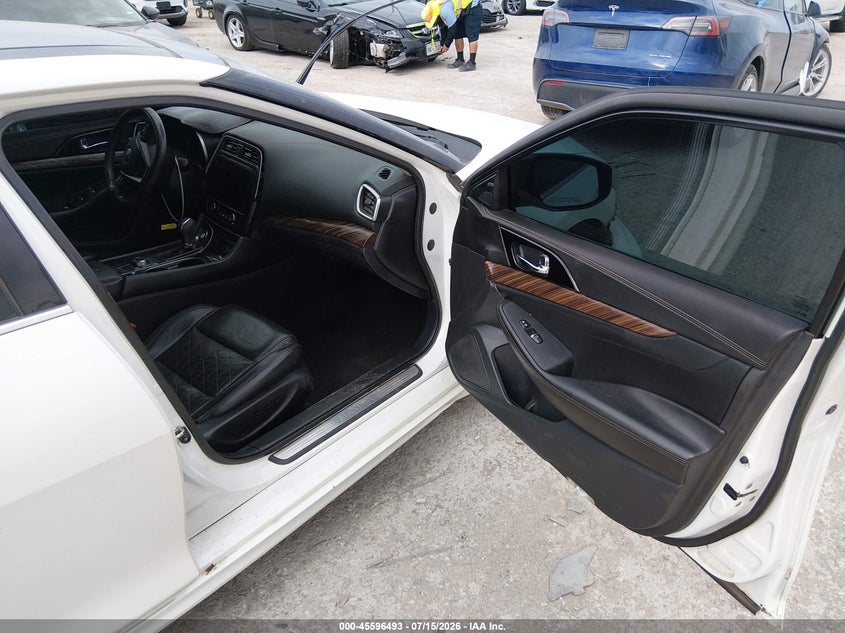 2016 NISSAN MAXIMA auction photo 5