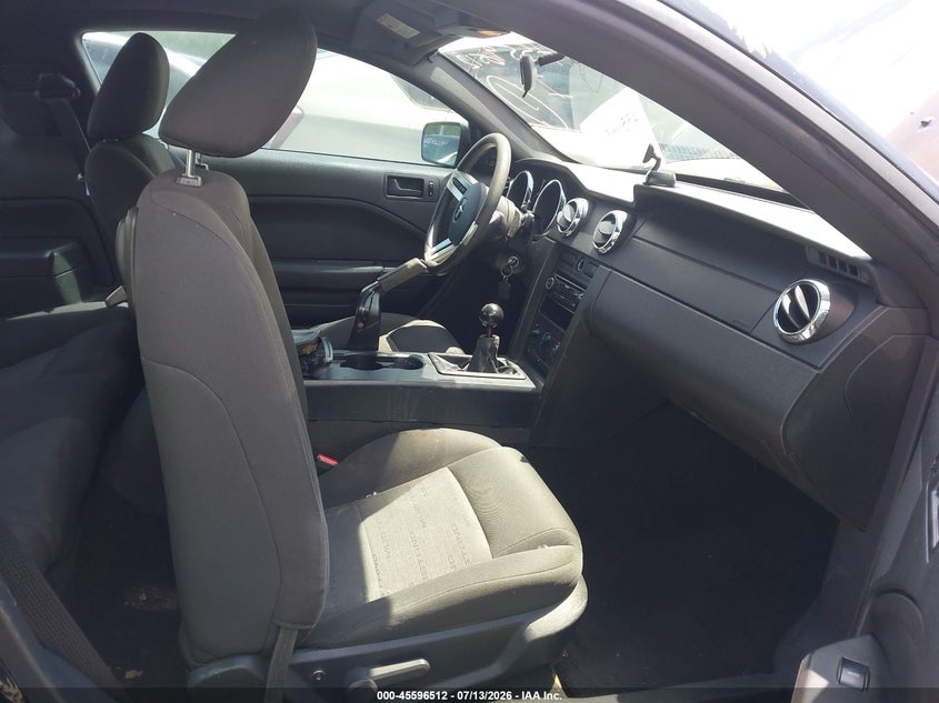 2006 FORD MUSTANG auction photo 5
