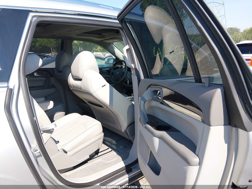 2016 BUICK ENCLAVE auction photo 8